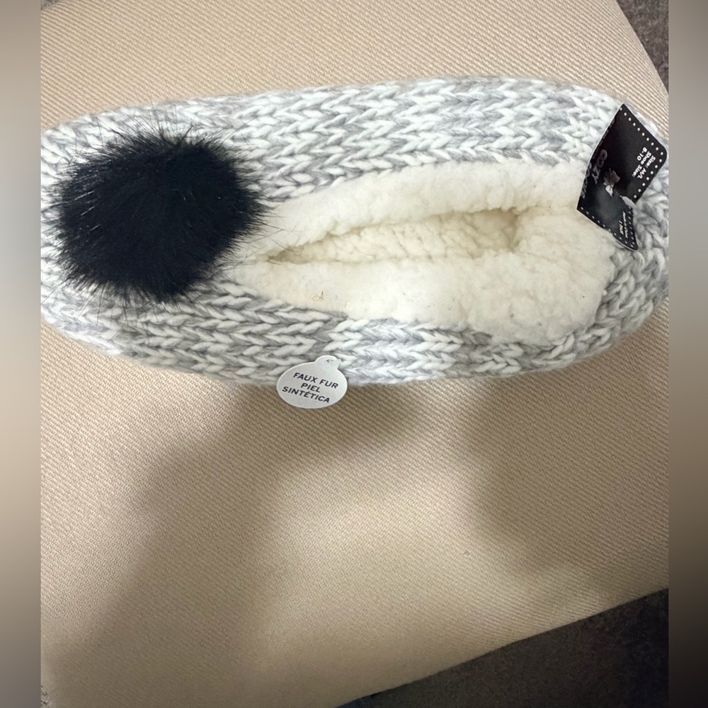 Cozy Women’s Slipper - 2 Pair Bundle - Picture 4 of 8